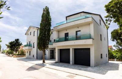 Mandre, Pag, apartman 146,71 m2, 4. red od mora, pogled na more